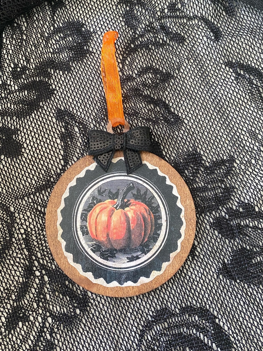 Vintage style Pumpkin Wooden Ornament